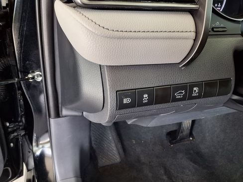 Used 2024 Toyota Camry SE w/ Audio Upgrade Package FWD image 26