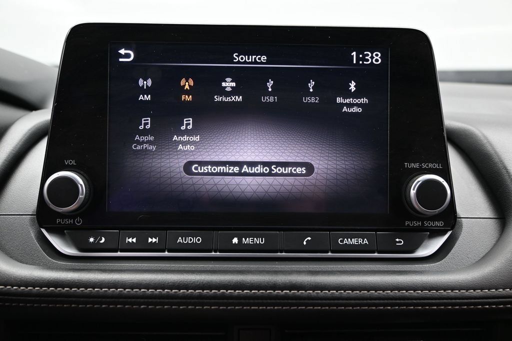 Used 2025 Nissan Rogue SV AWD/4WD image 31