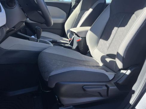 Used 2025 Subaru Forester image 12