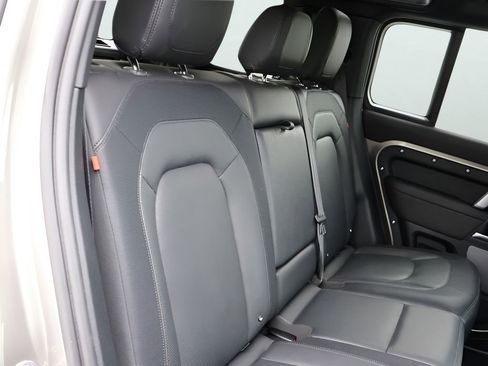 Certified 2024 Land Rover Defender 110 X-Dynamic SE AWD/4WD image 12