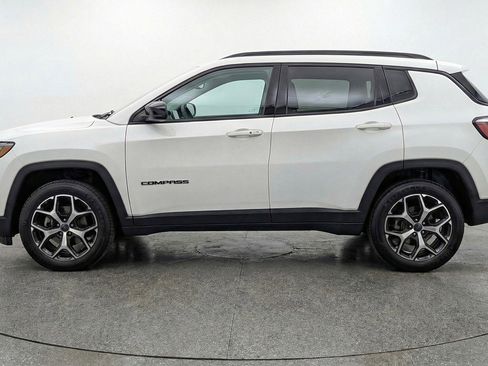 Used 2025 Jeep Compass Limited AWD/4WD image 5
