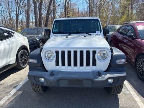 Used 2018 Jeep Wrangler Unlimited Sport S AWD/4WD image 2