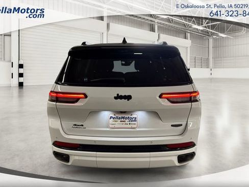 Used 2023 Jeep Grand Cherokee L Summit w/ Advanced Protech Group IV image 4