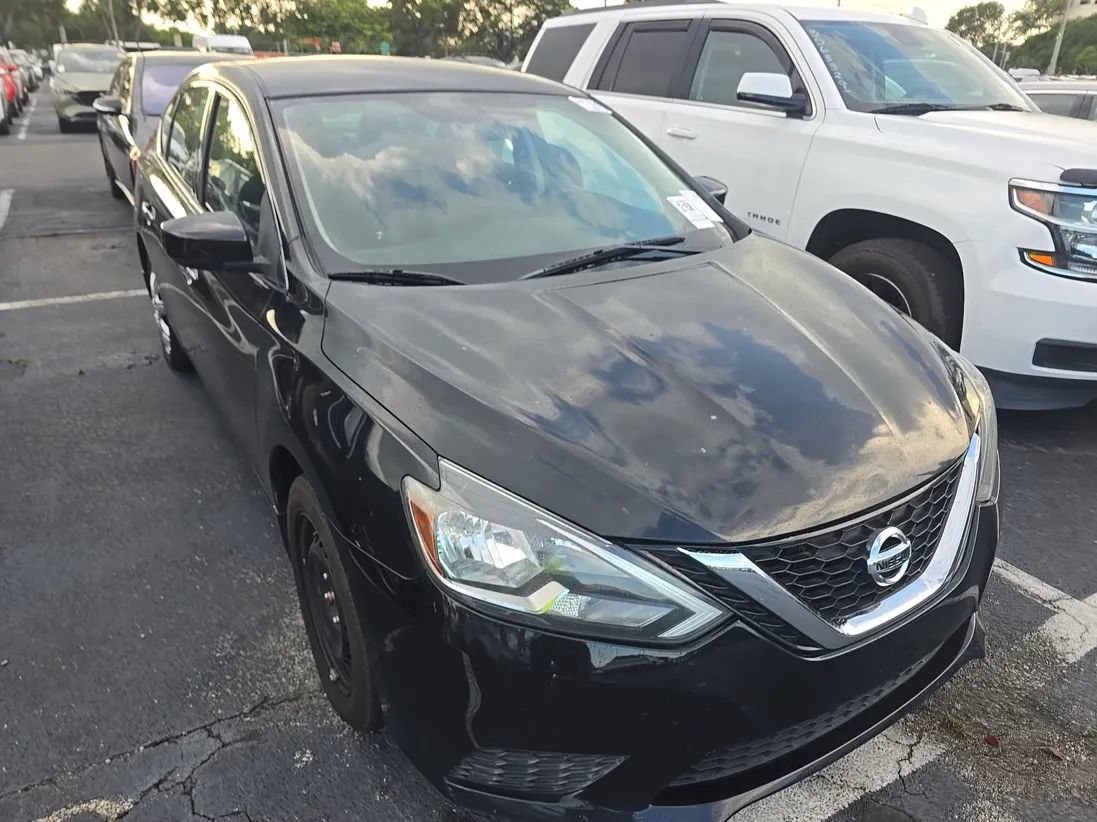 Used 2017 Nissan Sentra S FWD image 3