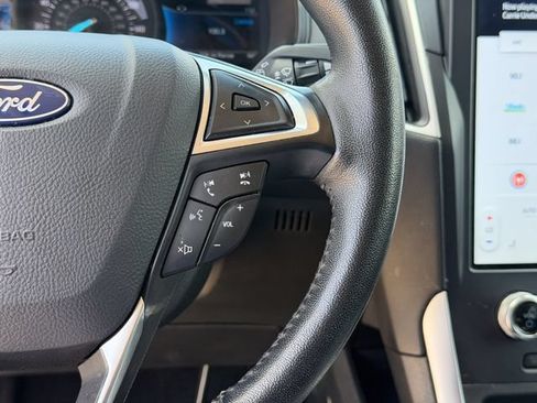 Used 2024 Ford Edge SEL AWD/4WD image 11