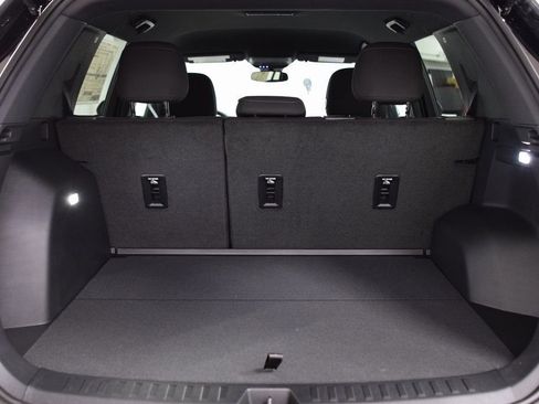 New 2026 Chevrolet Equinox LT FWD image 23