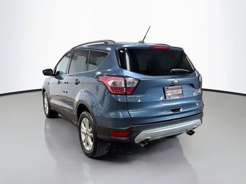 Used 2018 Ford Escape SE FWD image 8