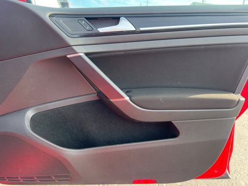 Used 2016 Volkswagen GTI S FWD image 19