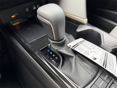 New 2026 Toyota Camry SE image 17