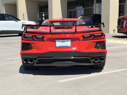 Used 2021 Chevrolet Corvette Stingray Preferred Conv w/ Z51 Performance Package RWD image 6