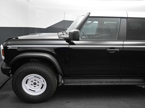 New 2026 Ford Bronco Heritage Edition AWD/4WD image 17