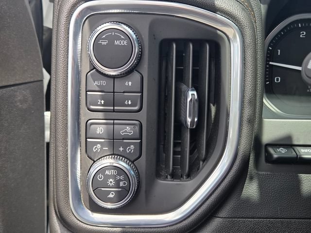 Used 2021 GMC Sierra 2500 AT4 w/ AT4 Premium Plus Package AWD/4WD image 28