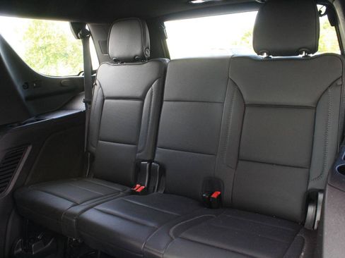 Used 2023 GMC Yukon Denali AWD/4WD image 41