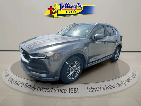 Used 2017 MAZDA CX-5 Touring w/ Preferred Equipment Package FWD image 1