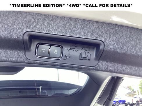 Used 2022 Ford Explorer Timberline w/ Timberline Technology Package AWD/4WD image 12