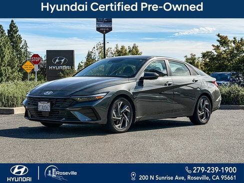 Certified 2025 Hyundai Elantra SEL FWD image 1