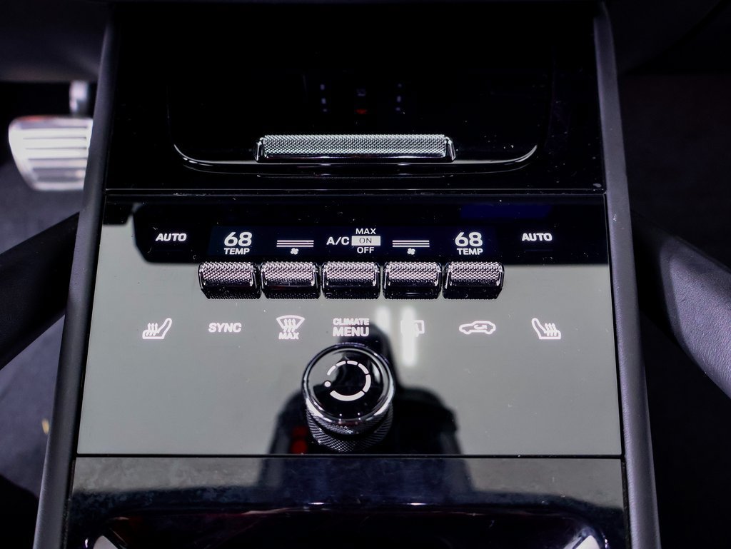 Certified 2024 Porsche Cayenne S AWD/4WD image 18