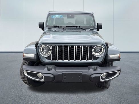 Used 2024 Jeep Wrangler Unlimited Sahara AWD/4WD image 6