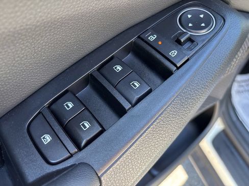 Certified 2024 Kia Seltos S AWD/4WD image 19