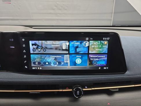 Used 2023 Nissan Ariya image 36