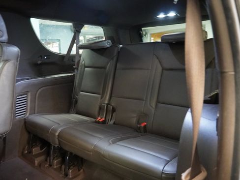 Used 2021 GMC Yukon XL Denali w/ Denali Premium Package image 33