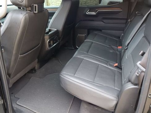 Used 2024 GMC Sierra 1500 Denali RWD image 6