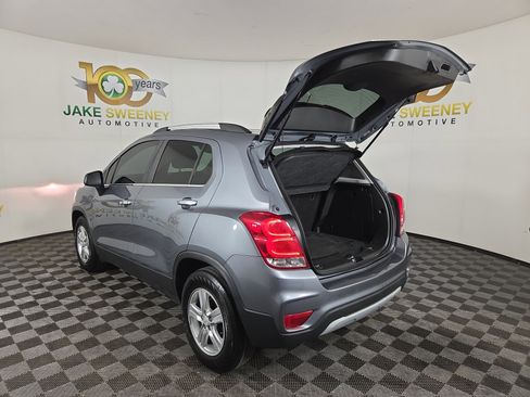 Used 2019 Chevrolet Trax LT w/ LT Convenience Package image 32