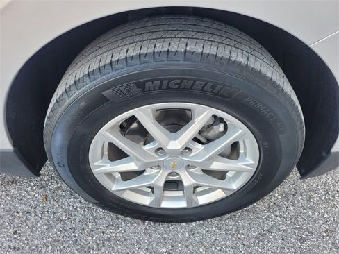 Used 2022 Chevrolet Equinox LT image 18