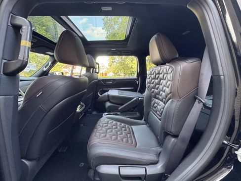 New 2026 Nissan Armada Platinum AWD/4WD image 38