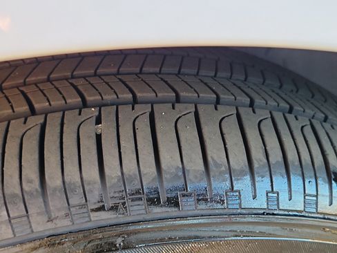 Certified 2025 Hyundai Elantra SE image 25