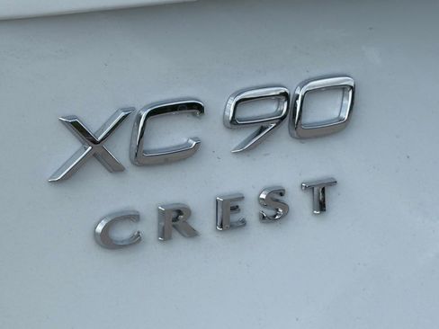 New 2026 Volvo XC90 B6 Plus w/ Protection Package Premier image 9