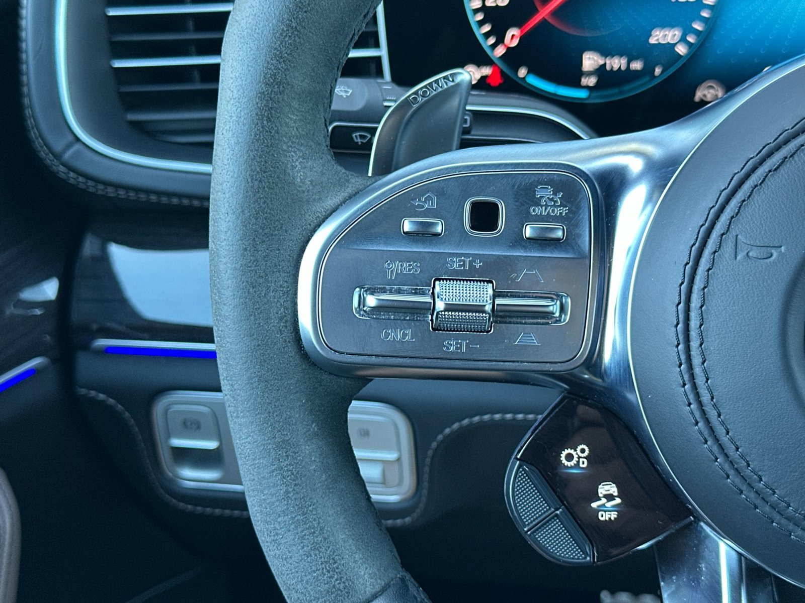 Certified 2023 Mercedes-Benz GLS 63 AMG 4MATIC image 29