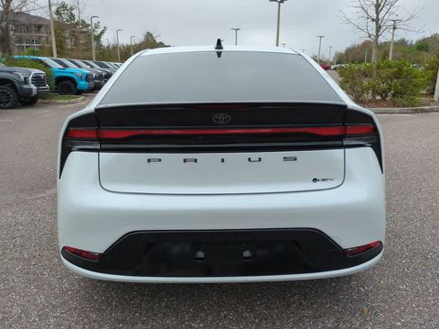 New 2026 Toyota Prius XLE image 5