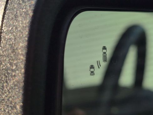 Used 2022 Ford F150 XLT w/ Equipment Group 302A High image 15