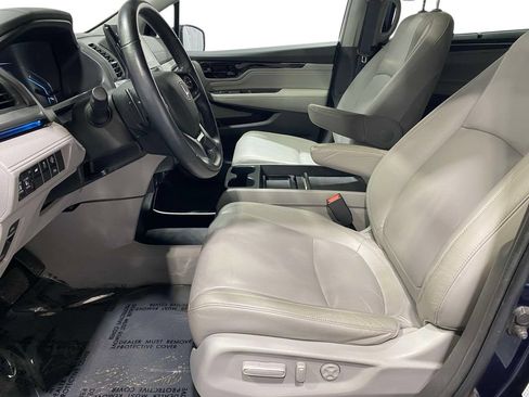 Used 2023 Honda Odyssey Touring image 17