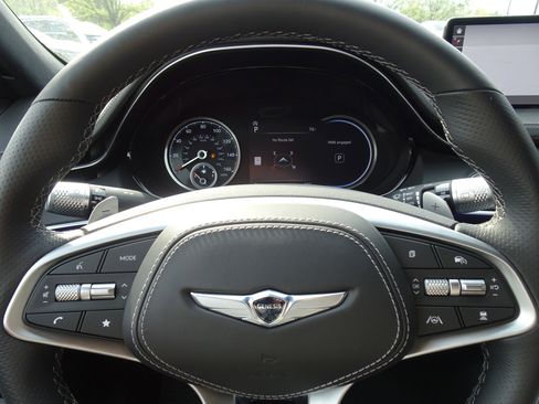 New 2025 Genesis GV70 3.5T Sport w/ Sport Advanced Package image 18