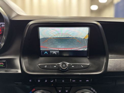 Used 2018 Chevrolet Camaro LT image 22