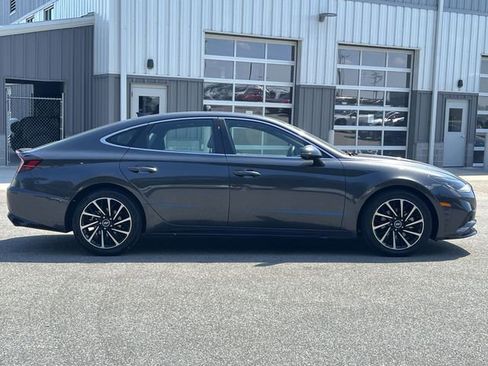 Used 2021 Hyundai Sonata Limited FWD image 14