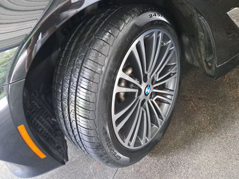 Used 2018 BMW 530i xDrive AWD/4WD image 34