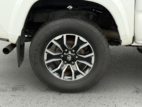 Certified 2023 Toyota Tacoma TRD Sport image 14