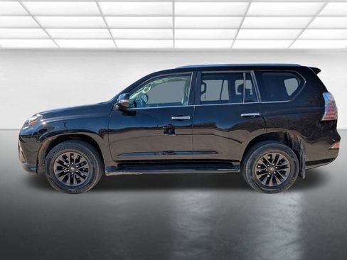 Used 2020 Lexus GX 460 Premium w/ Premium Package image 29