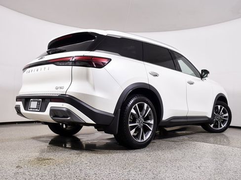 Used 2022 INFINITI QX60 Luxe w/ Performance Audio Package image 13