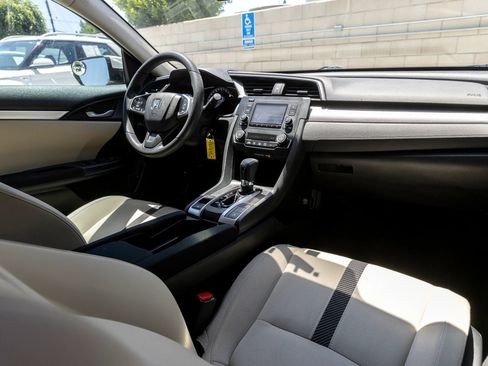 Used 2018 Honda Civic LX image 25