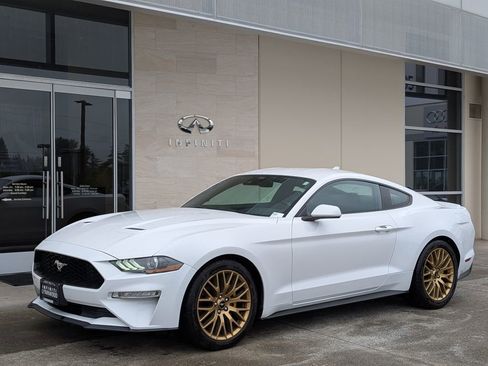 Used 2021 Ford Mustang Premium RWD image 1