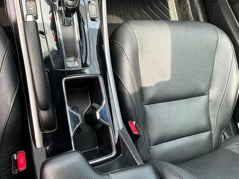 Used 2017 Honda Accord EX-L image 27