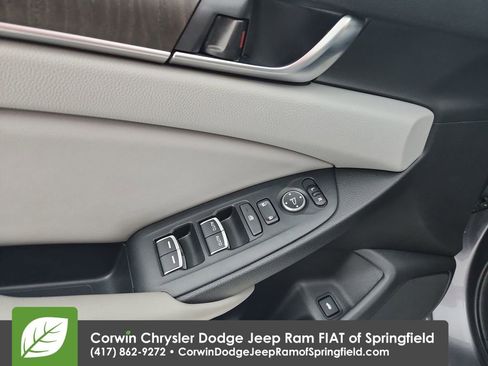 Used 2018 Honda Accord EX image 20