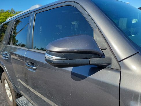 Used 2015 Toyota 4Runner SR5 Premium AWD/4WD image 9