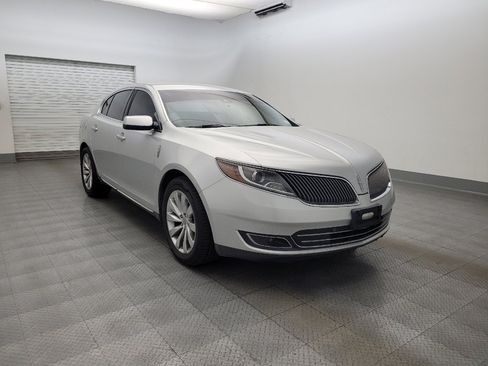 Used 2014 Lincoln MKS image 13