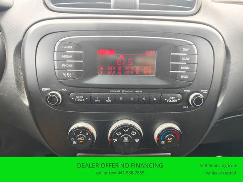 Used 2016 Kia Soul FWD image 22