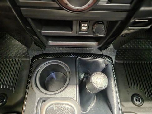 Used 2017 Toyota 4Runner TRD Off-Road Premium AWD/4WD image 48